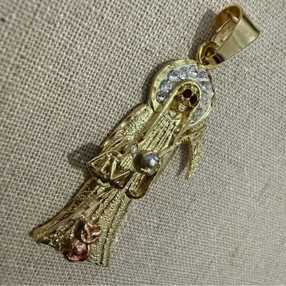 GOLD-PLATED SANTA MUERTE PENDANT (STEEL BASE)
